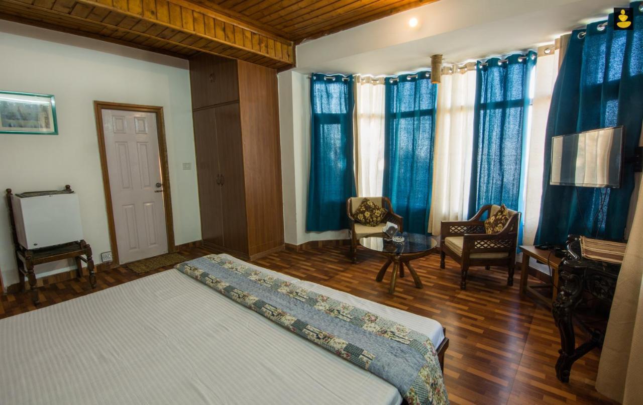 Livingstone 2Bhk Cozy Homestay In Kasauli Hills 외부 사진